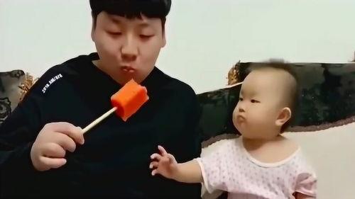小情人吃瓜视频,揭秘吃瓜背后的甜蜜故事